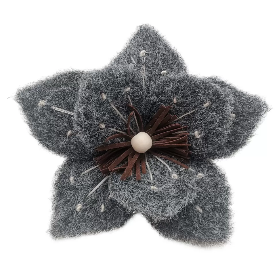 Christmas Forever MAGNOLIA HEAD GRAY 7″ FELT FROSTED LOOK W/ CLIP