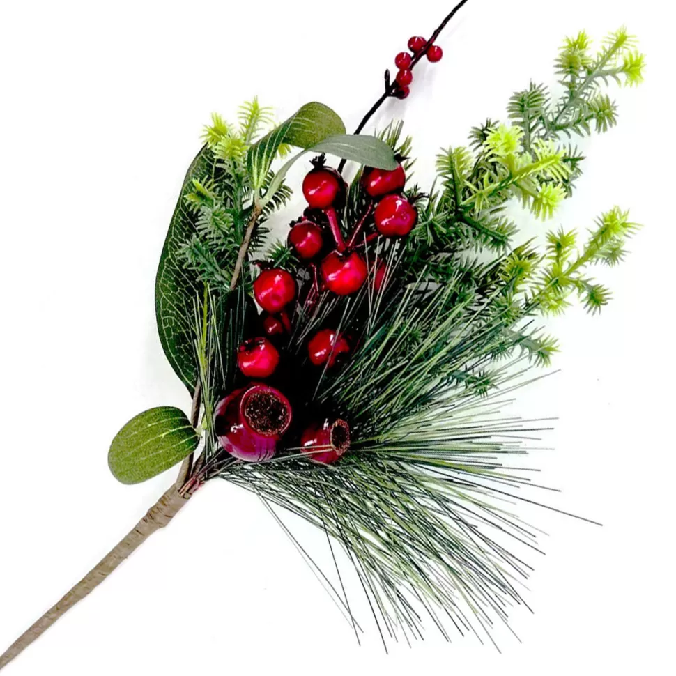 Christmas Forever SPRAY GRN PINE 15″ RED BERRIES MIXED W/ PINE AND GREENERY